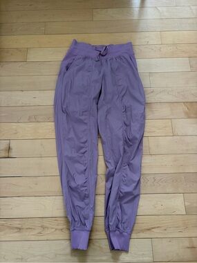 Lululemon Dance Studio Joggers Size 4